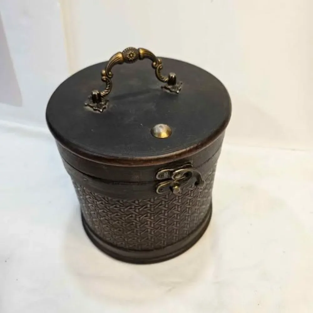 Vintage Style Round Decorative Storage Box